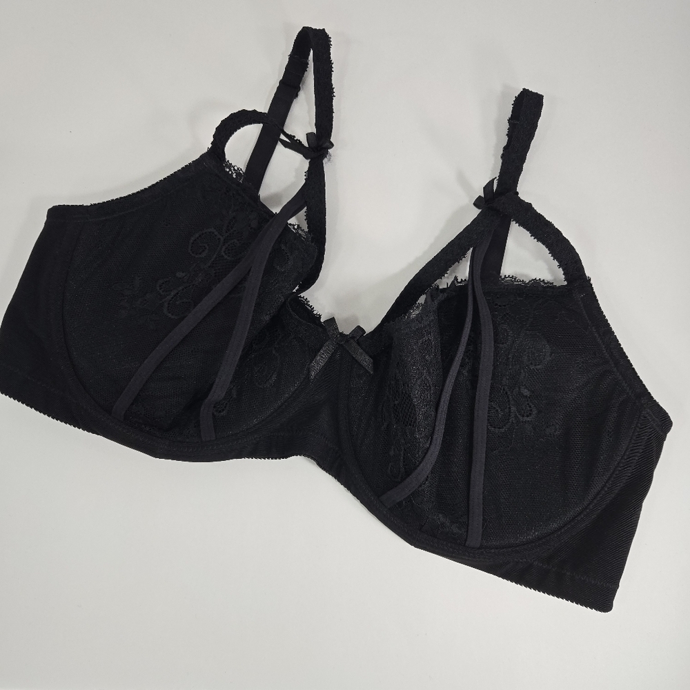 Incredible by Victoria's Secret bra